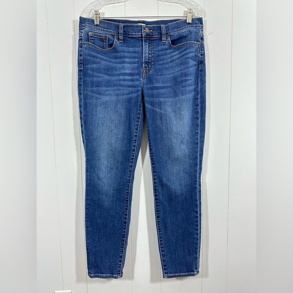 J Crew Jeans Womens Size 31/28 Blue Stretch Mid Rise Skinny Denim Style B8320 - Picture 1 of 11